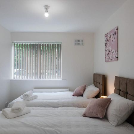 Gorgeous Ground Floor Apartment + Free Parking Manchester Extérieur photo